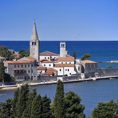 Gloria Premium شقة