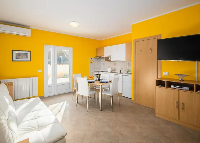 Gloria Premium Porec