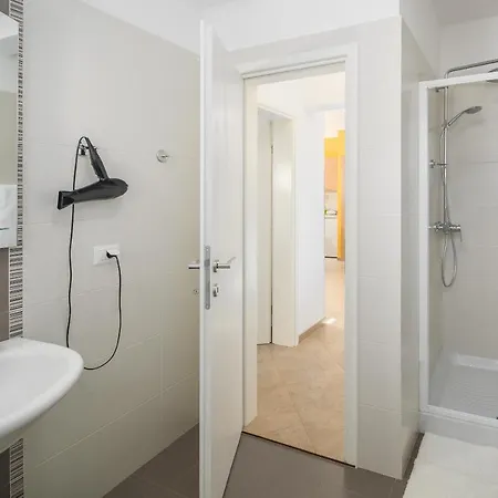 Gloria Premium Apartman *