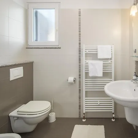 Gloria Premium Porec